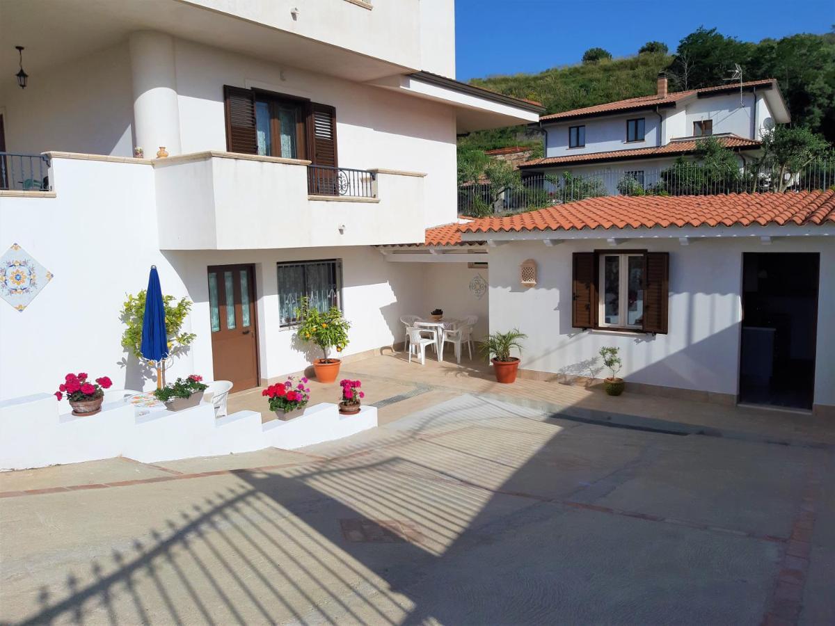 Appartement Casa Vacanze Bergamotto & Limoni à Drapia Extérieur photo